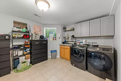 1347 W Granville Avenue, Chicago, IL 60660 - Photo 18