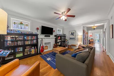 1347 W Granville Avenue, Chicago, IL 60660 - Photo 4