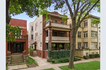 1347 W Granville Avenue, Chicago, IL 60660 - Photo 2