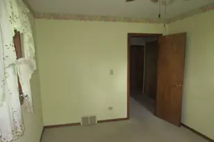 81 Lillian Ln, Yorkville, IL 60560 - Photo 12