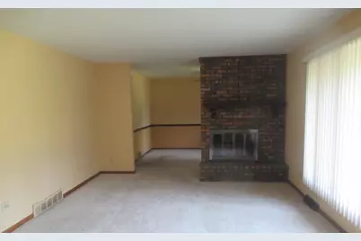 81 Lillian Lane, Yorkville, IL 60560 - Photo 4