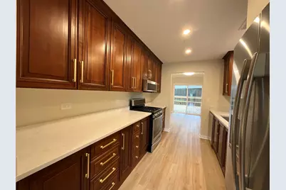 200 Glen Street, Grayslake, IL 60030 - Photo 6