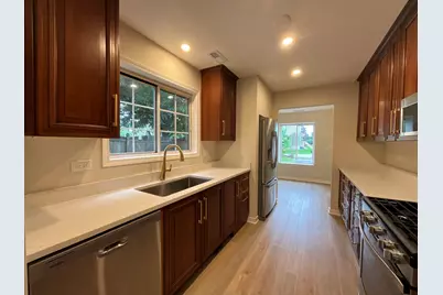 200 Glen Street, Grayslake, IL 60030 - Photo 8