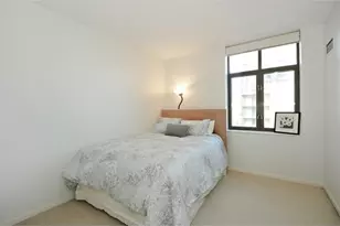 630 N State St, Chicago, IL 60654 - Photo 12
