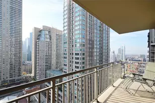 630 N State St, Chicago, IL 60654 - Photo 14