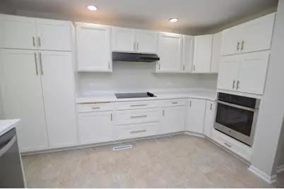 516 N Thornwood Drive #0, McHenry, IL 60050 - Photo 10