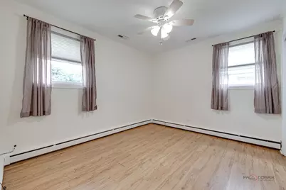 1091 E Villa Drive, Des Plaines, IL 60016 - Photo 24