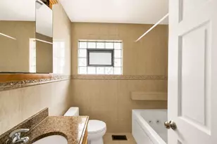 2725 N Oak Park Ave, Chicago, IL 60707 - Photo 10