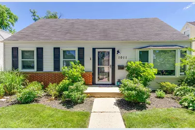 1011 N Haddow Avenue, Arlington Heights, IL 60004 - Photo 1