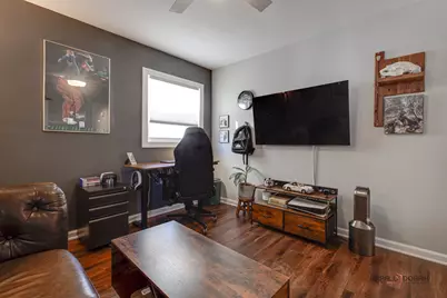1011 N Haddow Avenue, Arlington Heights, IL 60004 - Photo 14