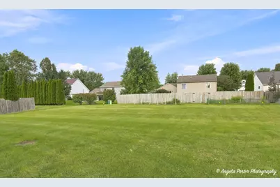 610 Cartwright Trail, McHenry, IL 60050 - Photo 24