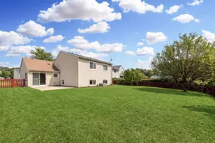 1294 Longford Cir, Elgin, IL 60120 - Photo 24