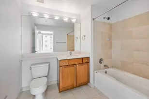200 N Jefferson St, Chicago, IL 60661 - Photo 12