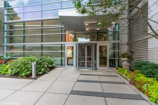 1515 S Prairie Ave, Chicago, IL 60605 - Photo 2