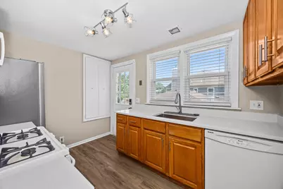 [Address not provided], Downers Grove, IL 60515 - Photo 4