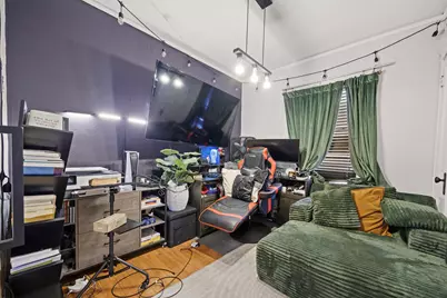 10734 S Avenue F, Chicago, IL 60617 - Photo 4