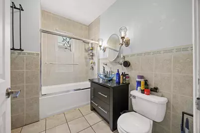10734 S Avenue F, Chicago, IL 60617 - Photo 6