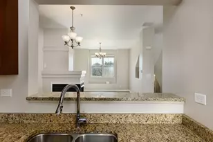 8314 Avalon Dr, Morton Grove, IL 60053 - Photo 10