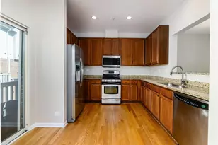 8314 Avalon Dr, Morton Grove, IL 60053 - Photo 8