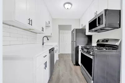171 W 63rd Street #B202, Westmont, IL 60559 - Photo 4