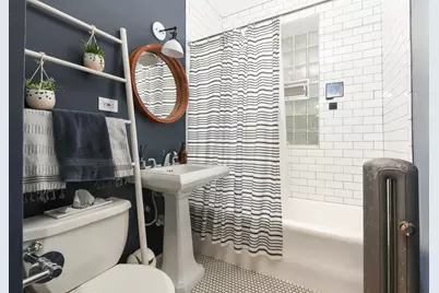 3312 N Oakley Avenue #2S, Chicago, IL 60618 - Photo 16