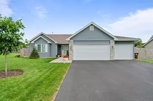749 Oxford Dr, Byron, IL 61010 - Photo 28