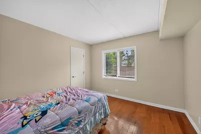 6816 Joliet Road #4, Indian Head Park, IL 60525 - Photo 8