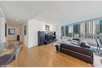 340 E Randolph Street #1000, Chicago, IL 60601 - Photo 2