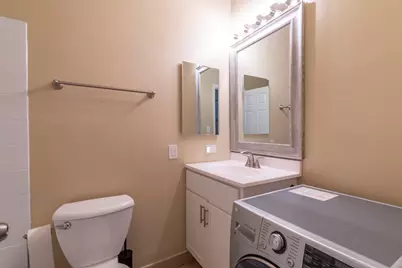 3751 N Halsted Street #315, Chicago, IL 60613 - Photo 8