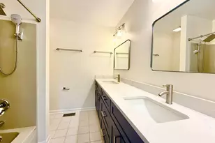 2825 Tory Ct, Lisle, IL 60532 - Photo 22