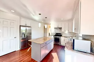 2825 Tory Ct, Lisle, IL 60532 - Photo 6
