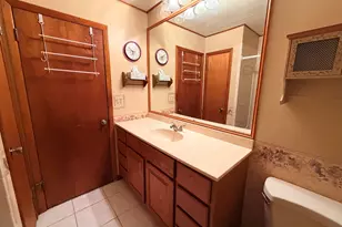 828 Regent St, New Lenox, IL 60451 - Photo 16