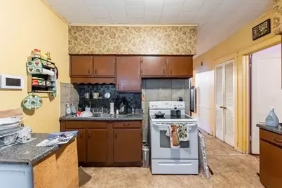 11849 S Wentworth Avenue, Chicago, IL 60628 - Photo 12
