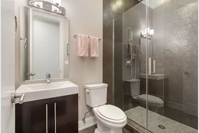 2207 W Belmont Avenue #3, Chicago, IL 60618 - Photo 8