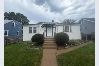 924 Broadway Avenue, North Chicago, IL 60064 - Photo 1
