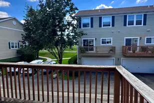 2424 Courtyard Cir, Aurora, IL 60506 - Photo 14