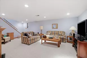 228 Willow Ln, Bloomingdale, IL 60108 - Photo 16