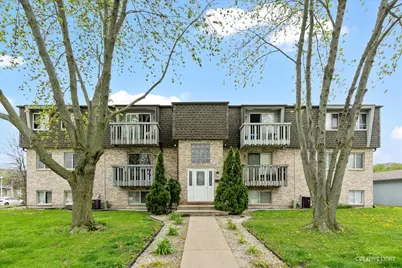 2301 Bicentennial Avenue #5, Crest Hill, IL 60403 - Photo 1