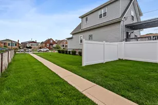 3872 N Ottawa Ave, Chicago, IL 60634 - Photo 2