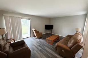 116 Manchester Ct, Schaumburg, IL 60193 - Photo 8