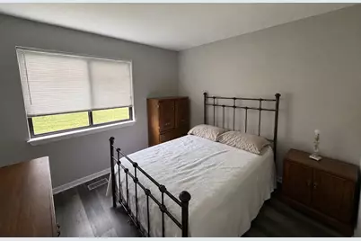 116 Manchester Court #916, Schaumburg, IL 60193 - Photo 6