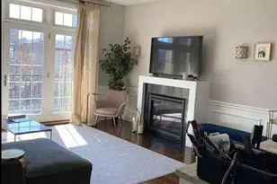 2008 W Erie St, Chicago, IL 60622 - Photo 2