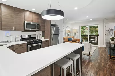 2140 N Lincoln Avenue #5207, Chicago, IL 60614 - Photo 4