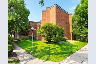 2140 N Lincoln Avenue #5207, Chicago, IL 60614 - Photo 1