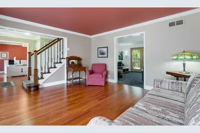 174 S Montclair Avenue, Glen Ellyn, IL 60137 - Photo 4