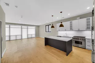 1203 W Augusta Blvd, Chicago, IL 60642 - Photo 4