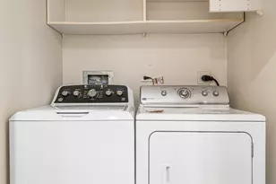 130 N Garland Ct, Chicago, IL 60602 - Photo 18