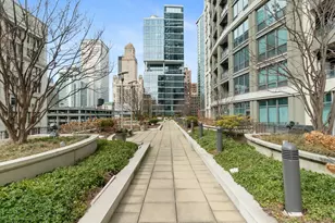 130 N Garland Ct, Chicago, IL 60602 - Photo 38