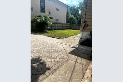 2635 N 73rd Avenue, Elmwood Park, IL 60707 - Photo 16