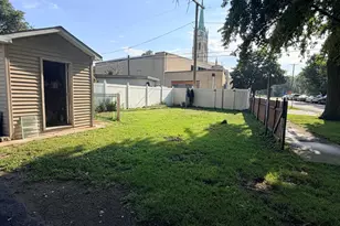 400 Summit St, Joliet, IL 60435 - Photo 4